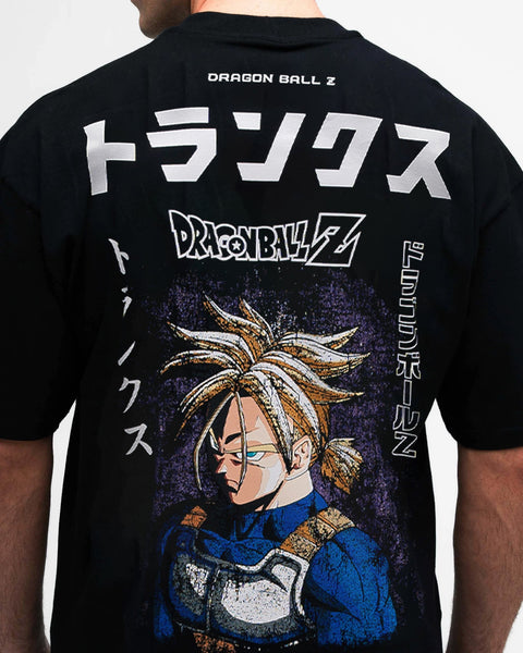 Camiseta Oversized Dragon Ball Z Trunks do Futuro Preto