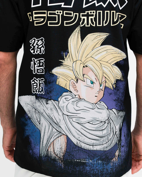 Camiseta Oversized Dragon Ball Z Son Gohan Preto