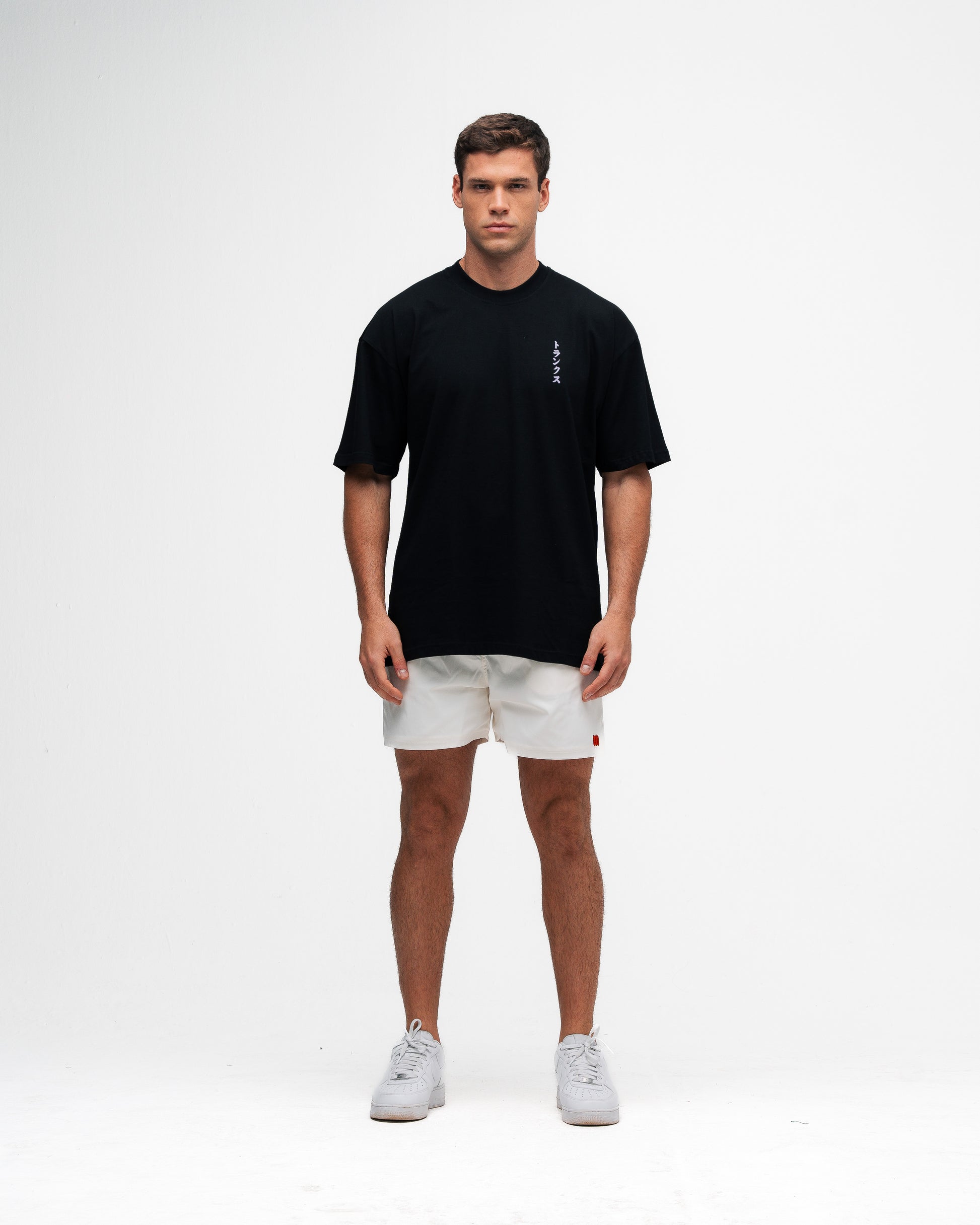 Camiseta Oversized Dragon Ball Z Trunks Preto