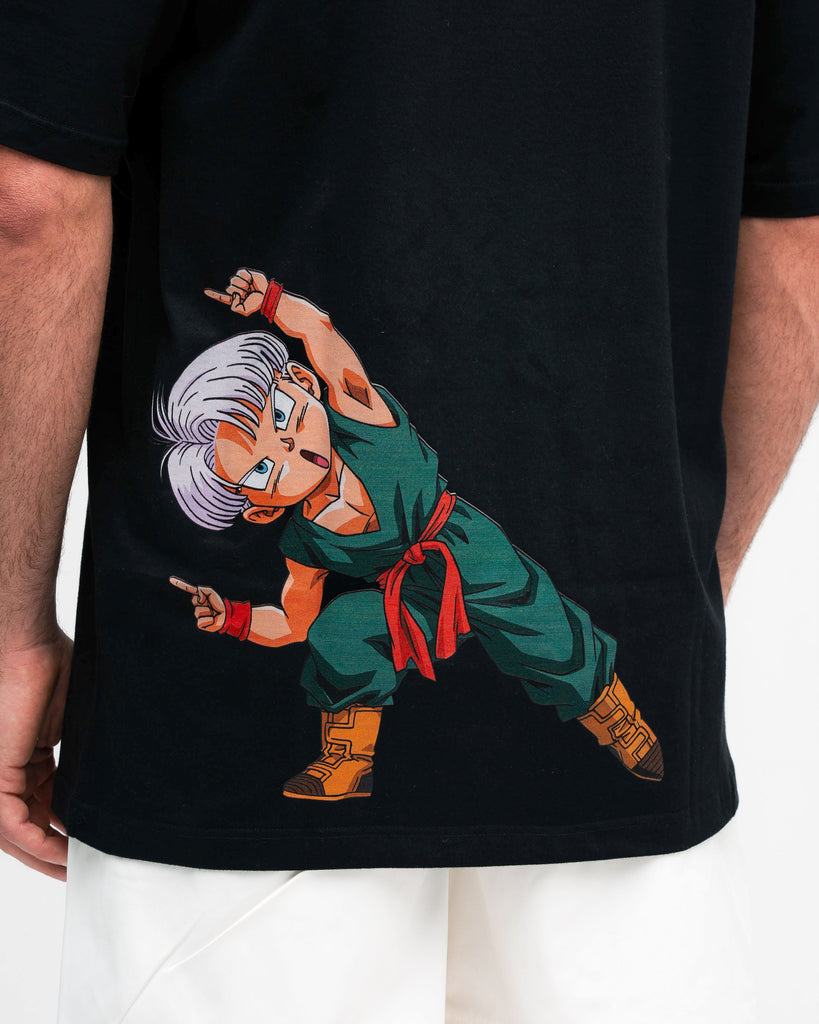 Camiseta Oversized Dragon Ball Z Trunks Fusao Preto