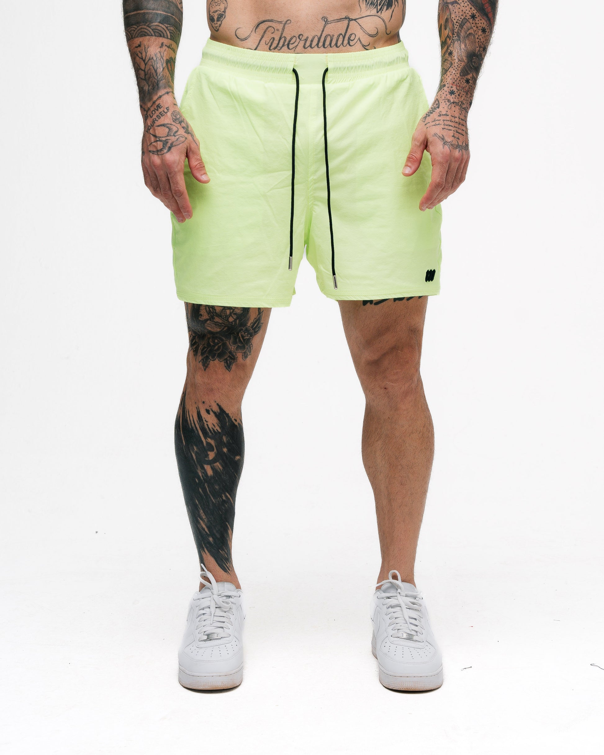 Shorts Curto de Tactel Mith Nation Neon Yellow