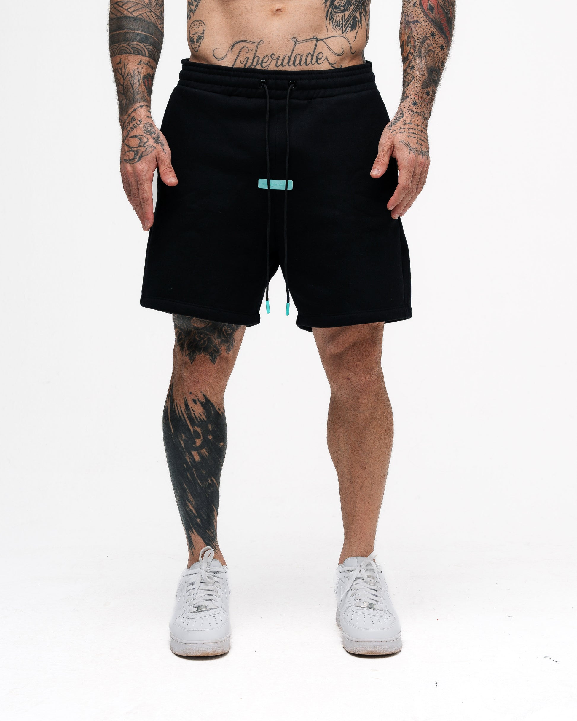 Shorts de Moletom Mith Aesthetics Preto