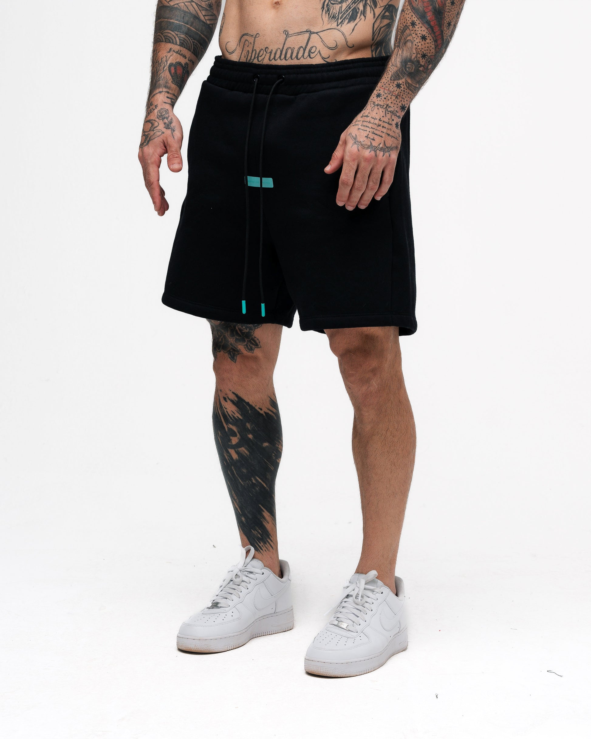 Shorts de Moletom Mith Aesthetics Preto