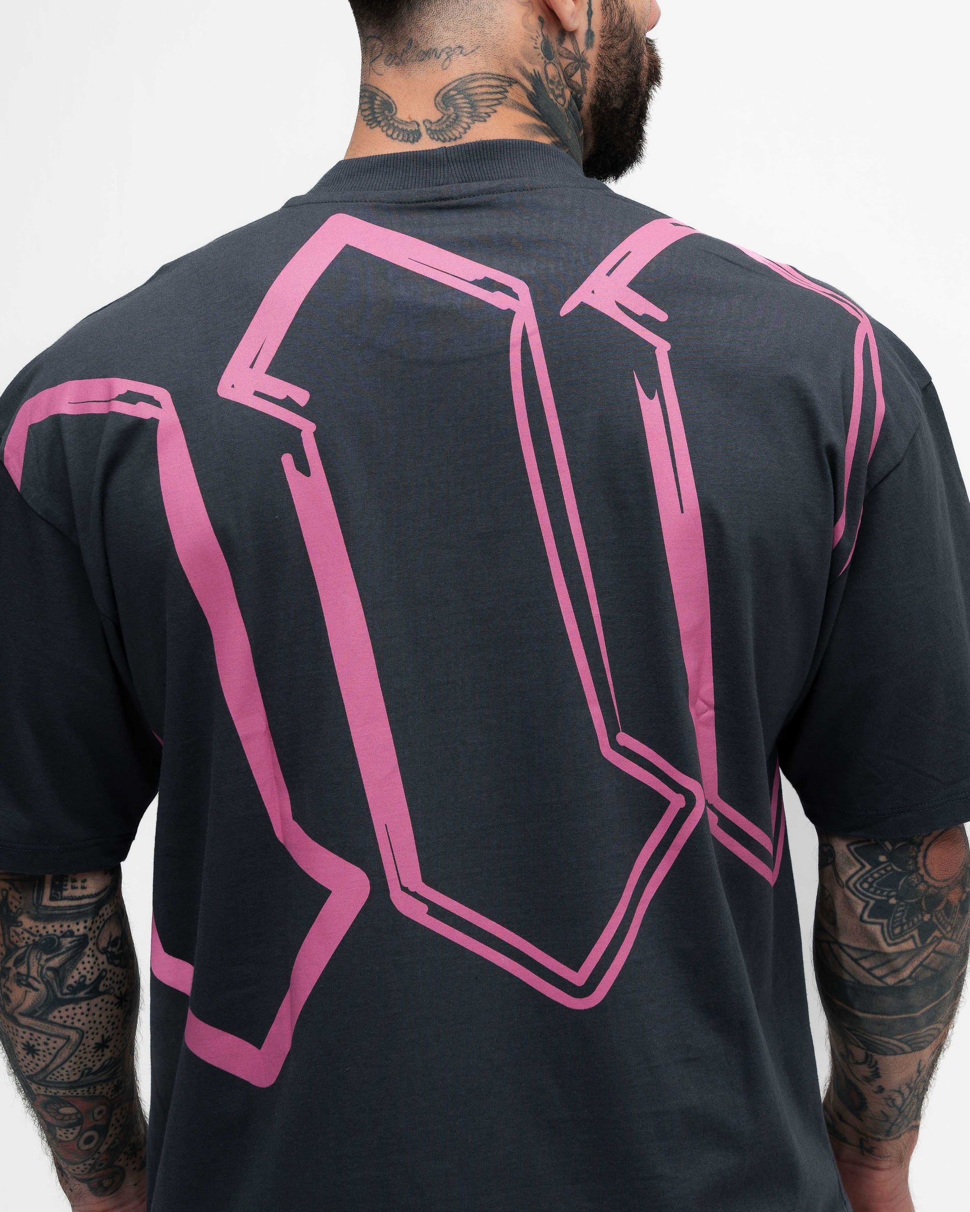Camiseta Oversized Doodle Chumbo Mith Nation