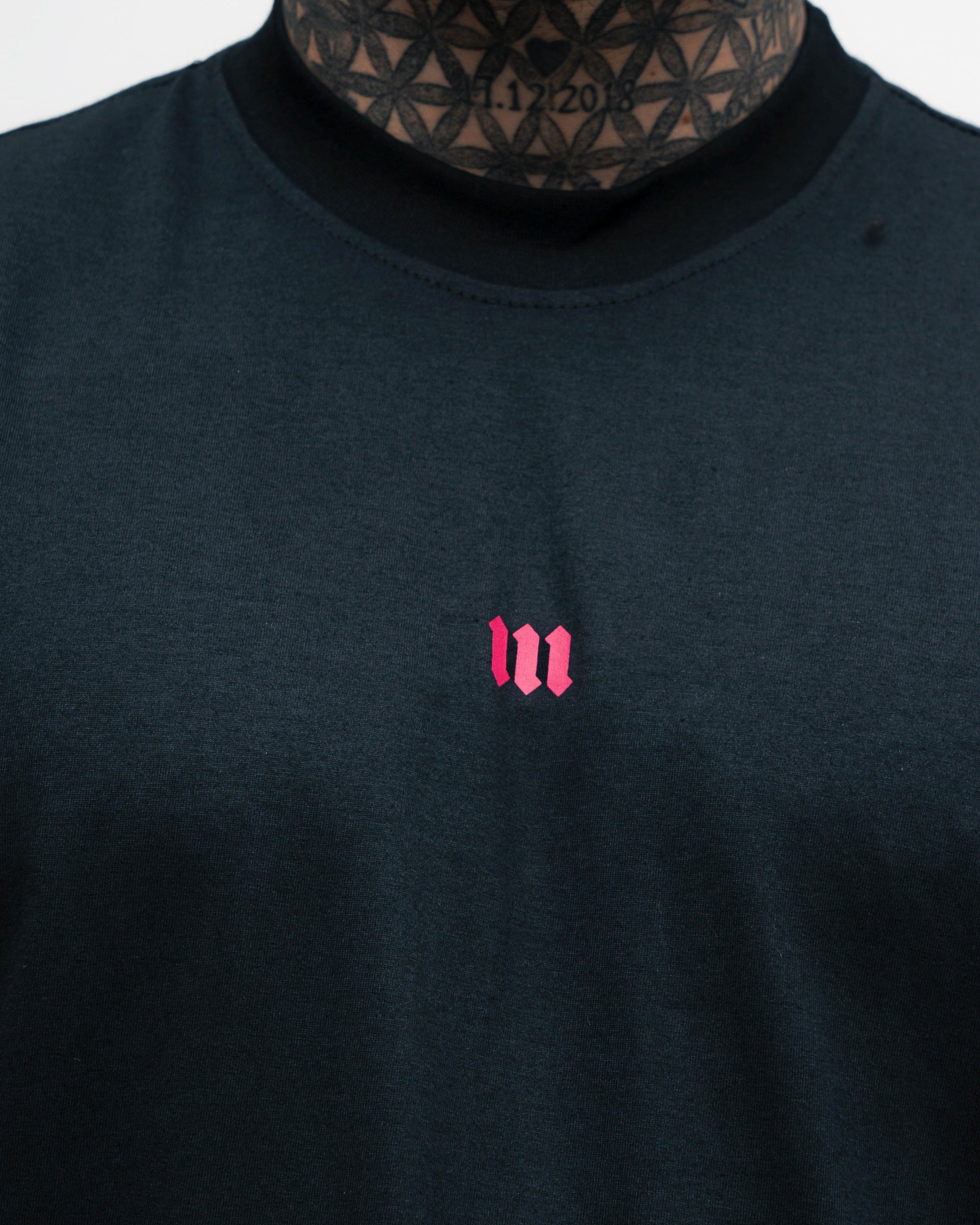 Camiseta Oversized Mith Nation Cubic Preto