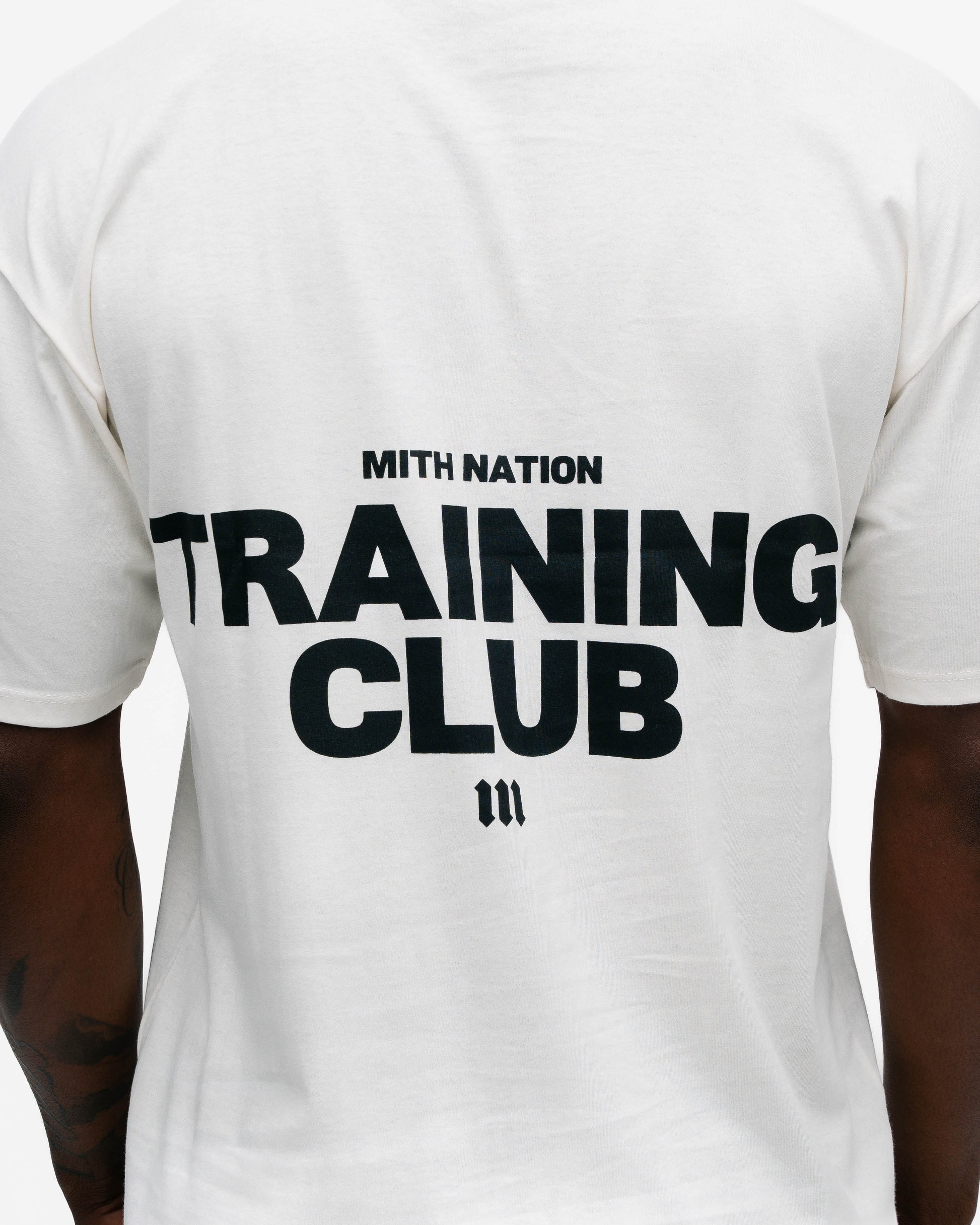 Camiseta Oversized Mith Nation Training Club Off White