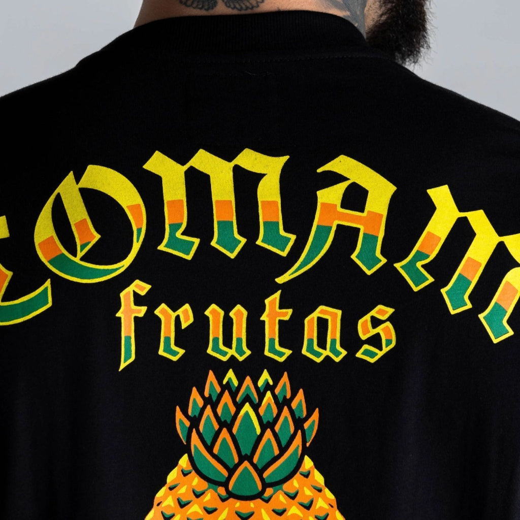 Camiseta Oversized Comam Frutas Abacaxi Preta