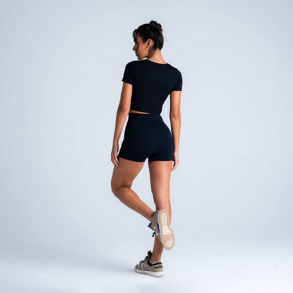 Cropped Básico Comam Frutas Logo Preto