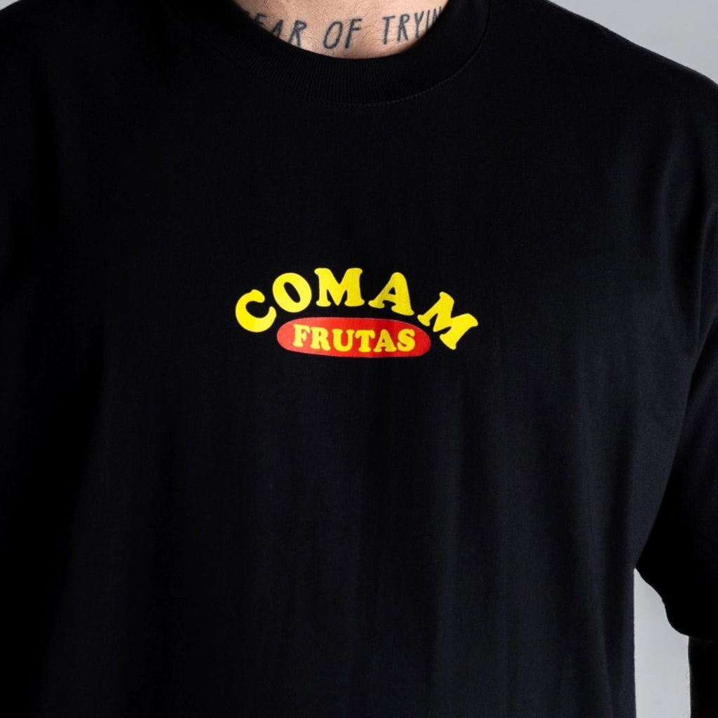 Camiseta Comam Frutas Morango Preta