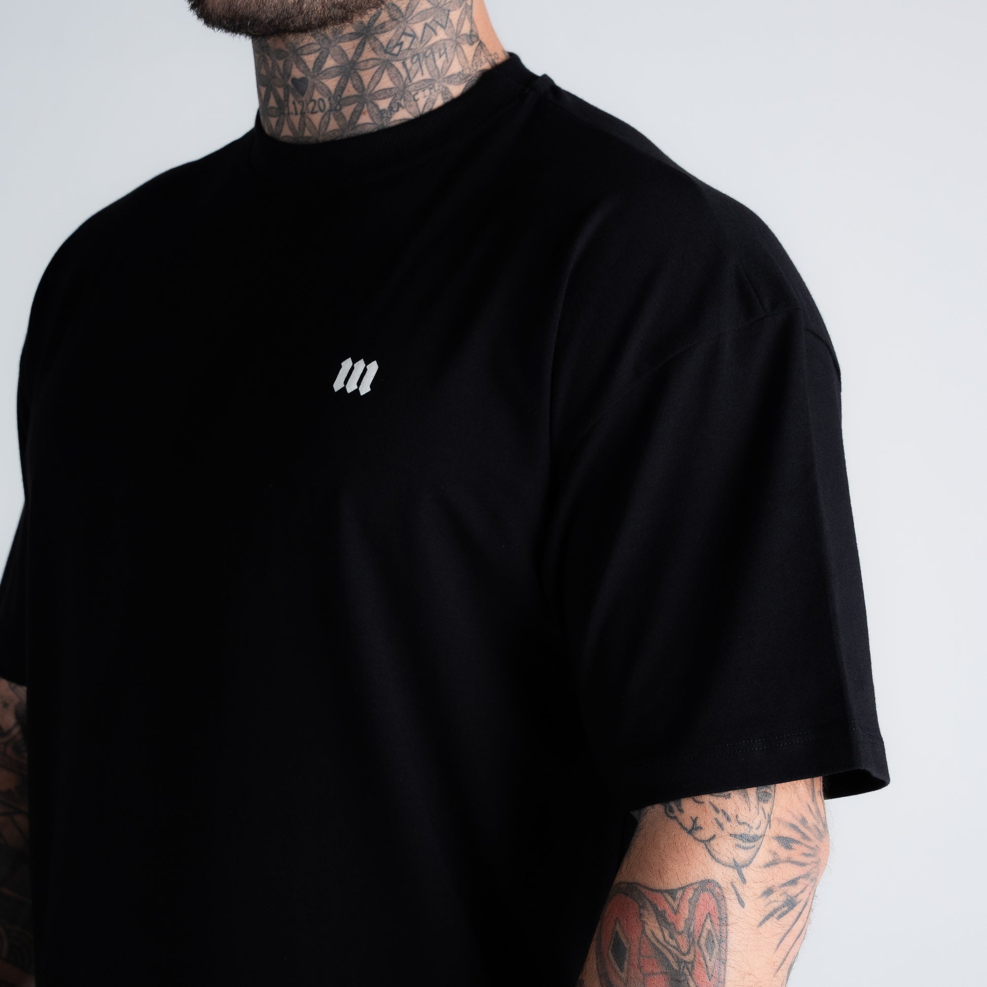 Camiseta Oversized Mith Nation Clipping Preto