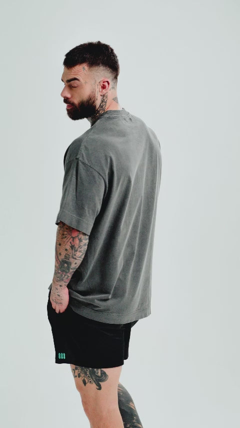Camiseta Oversized Estonada Rings On Fingers Cinza